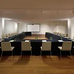 Отель Boeira Garden Porto Gaia, Curio Collection By Hilton 5*