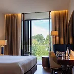 Boeira Garden Porto Gaia, Curio Collection By Hilton 5*