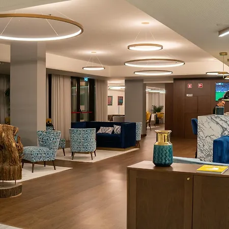 Boeira Garden Porto Gaia, Curio Collection By Hilton מלון