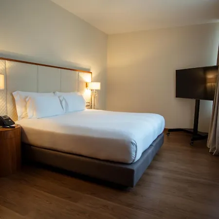 Boeira Garden Porto Gaia, Curio Collection By Hilton