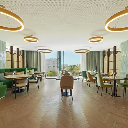 Boeira Garden Porto Gaia, Curio Collection By Hilton