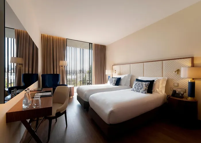 מלון Boeira Garden Porto Gaia, Curio Collection By Hilton