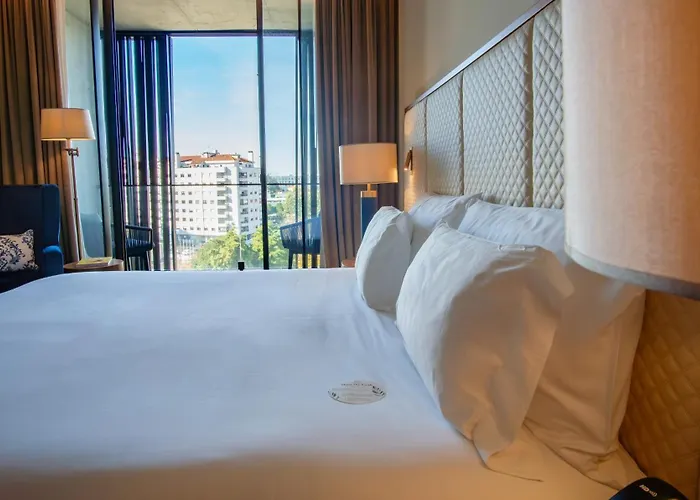 מלון Boeira Garden Porto Gaia, Curio Collection By Hilton 5*