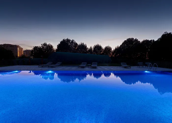 מלון Boeira Garden Porto Gaia, Curio Collection By Hilton וילה נובה דה גאיה