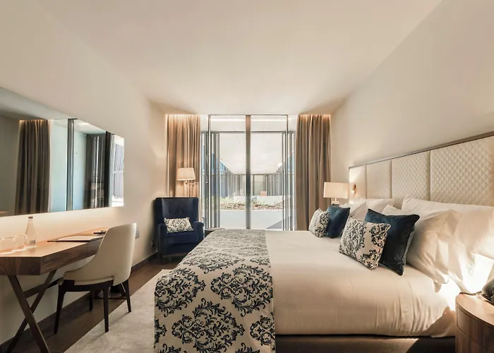 מלון Boeira Garden Porto Gaia, Curio Collection By Hilton וילה נובה דה גאיה